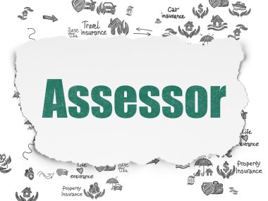 Sigorta kavramı: yırtık kağıt arka plan üzerinde değerlendirme uzmanı