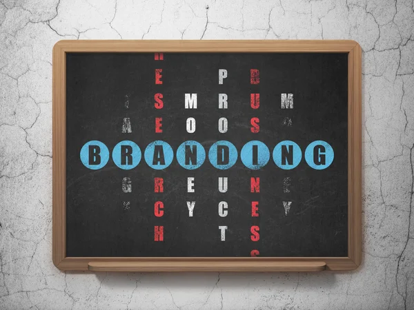 Werbekonzept: Word Branding beim Lösen von Kreuzworträtseln — Stockfoto