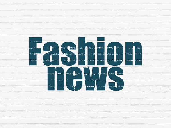 뉴스 컨셉: 패션 뉴스 가벽에 붙어 있다 — 스톡 사진