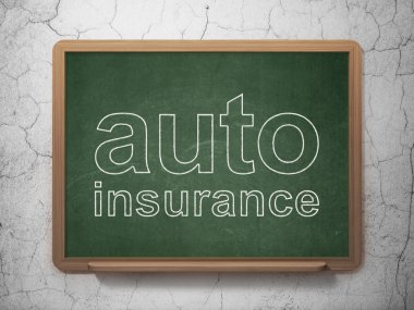 Sigorta kavramı: Kara tahta arka plan üzerinde otomatik sigorta