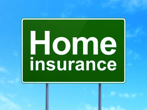 Conceito de seguro: Home Insurance on road sign background — Fotografia de Stock