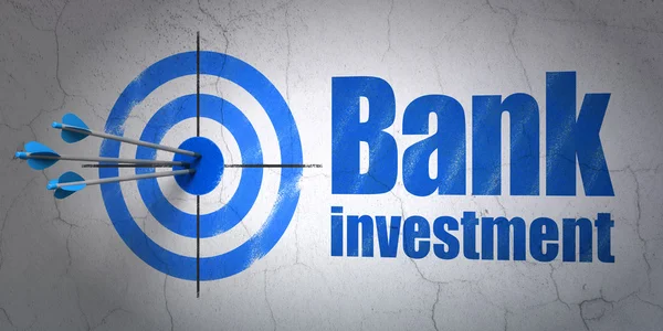 Währungskonzept: Ziel- und Bankinvestitionen auf Wandhintergrund — Stockfoto