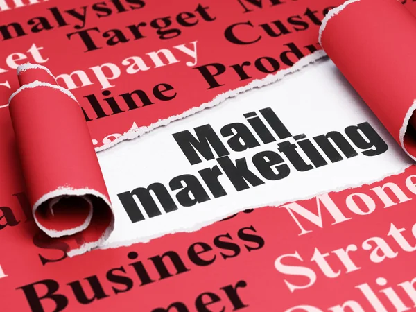 Concept marketing : texte noir Mail Marketing sous le morceau de papier déchiré — Photo