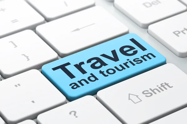 Urlaubskonzept: Reisen und Tourismus auf Computertastatur — Stockfoto