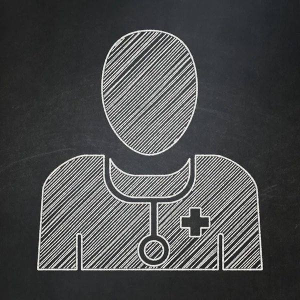 Concepto de salud: Doctor en el fondo de pizarra — Foto de Stock