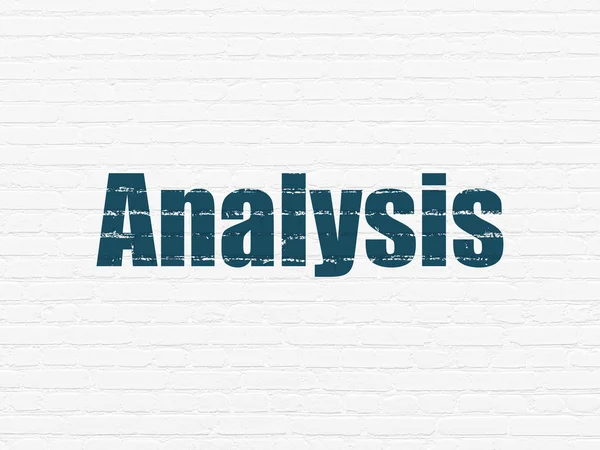 Marknadsföringskoncept: analys på väggen bakgrund — Stockfoto