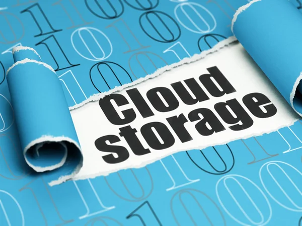 Concetto di tecnologia cloud: testo nero Cloud Storage sotto il pezzo di carta strappata — Foto Stock