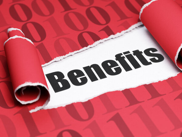 Финансовая концепция: черный текст Преимущества под разорванной бумагой
