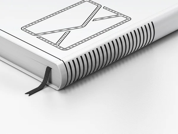 Επιχειρηματική ιδέα: κλειστό βιβλίο, το ηλεκτρονικό ταχυδρομείο σε άσπρο φόντο — Φωτογραφία Αρχείου