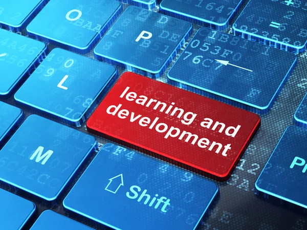 Conceito de educação: Aprendizagem e desenvolvimento no fundo do teclado do computador — Fotografia de Stock