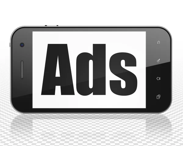 Концепція маркетингу: смартфон з рекламою на дисплеї — стокове фото