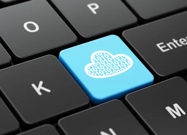 Concepto de computación en nube: nube con código en el fondo del teclado del ordenador — Foto de Stock