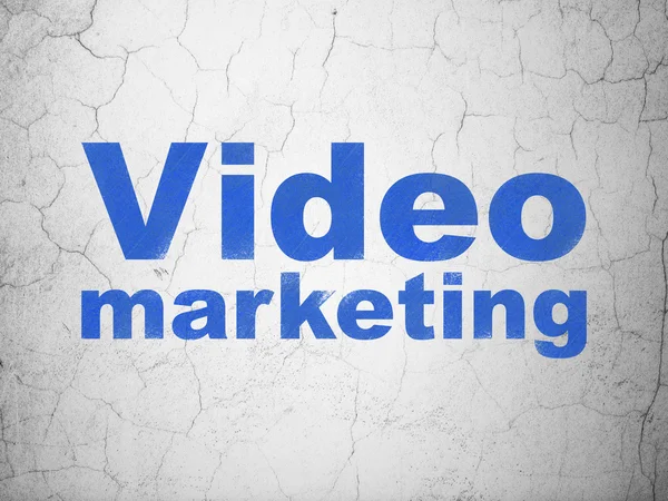 Geschäftskonzept: Video-Marketing auf Wandhintergrund — Stockfoto