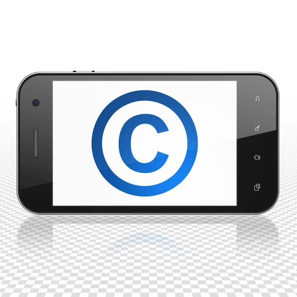 Concepto de ley: Smartphone con copyright en pantalla —  Fotos de Stock