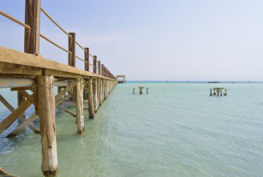 Bir tropik ada Beach ahşap İskelesi