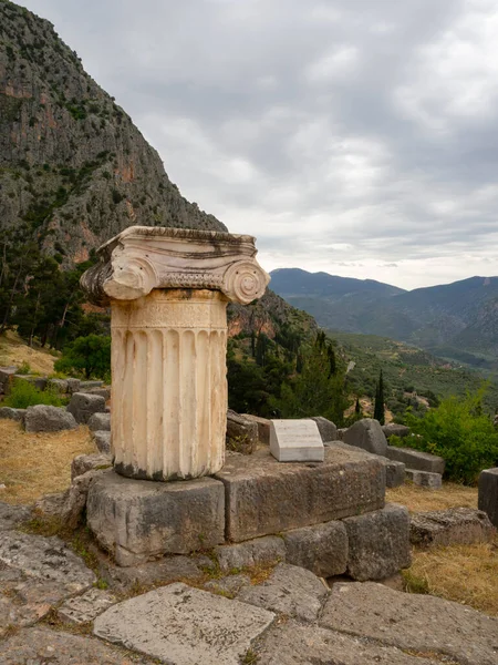 Marble Column Archaeological Park Delphi Greece — Stock fotografie