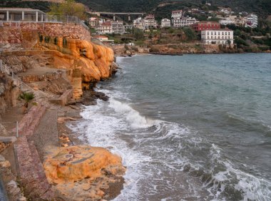 Yunanistan 'daki Loutra Edipsou Spa Oteli' nde doğal kaplıca banyosu 