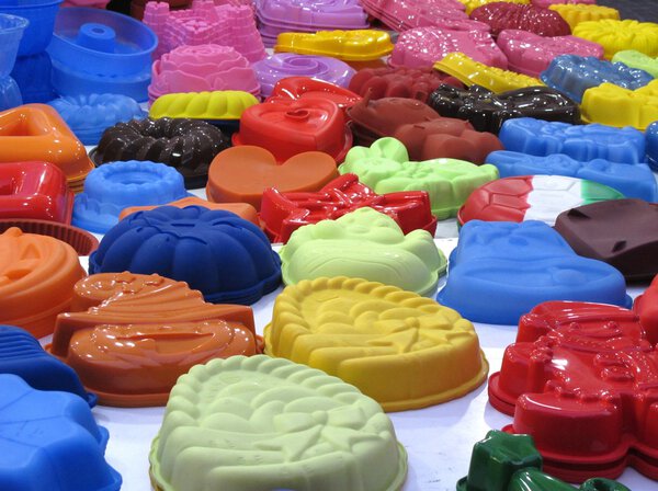 Molds for cakes