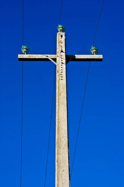 Pólo Alta Tensão Para Transporte Electricidade — Fotografia de Stock