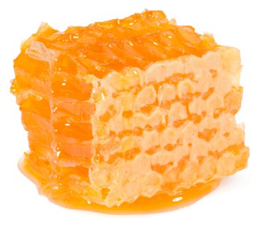 Bal peteği beyaz arkaplanda izole edildi. Tam alan derinliği. kırpma yolu