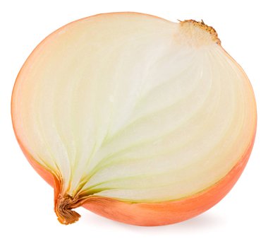 Soğanın yarısı beyaz arka planda izole edilmiş. Tam alan derinliği. kırpma yolu