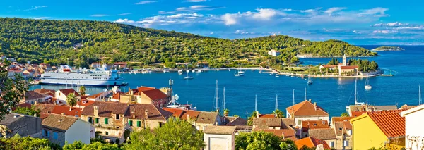 Harbor of Vis island panorama — Stock Photo, Image