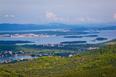 Hırvat Adaları adalar havadan görünümü