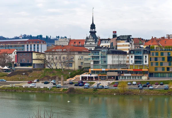 Città di Maribor sulla costa di Drava — Foto Stock
