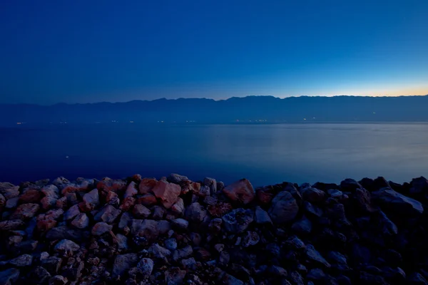 Velebit montanha e canal ao amanhecer — Fotografia de Stock