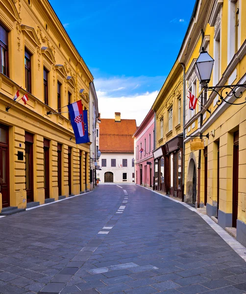 Rua da cidade barroca Varazdin — Fotografia de Stock