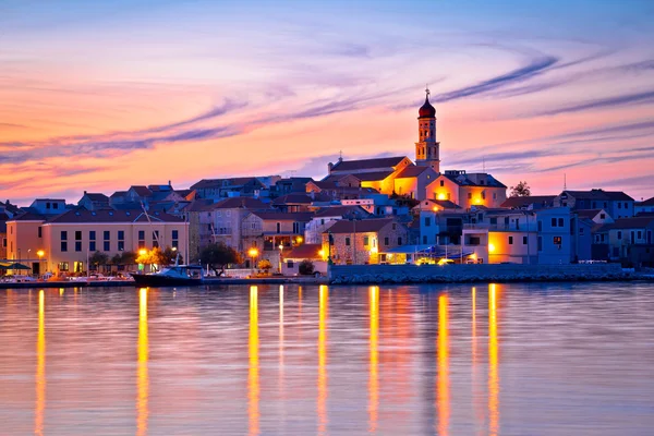Vecchia città mediterranea di Betina vista tramonto — Foto Stock