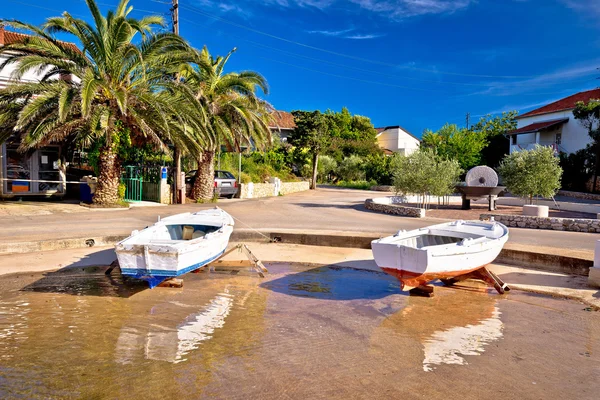 Ugljan coastal island village waterfront view — Stock Photo, Image