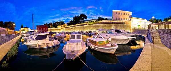 Port Fosa i mury miasta Zadar — Zdjęcie stockowe