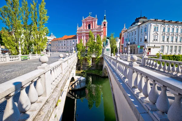 Tromostovje torg och broar över Ljubljana — Stockfoto