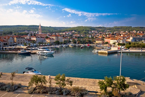 Town of Supetar waterfront view — Stock Photo, Image