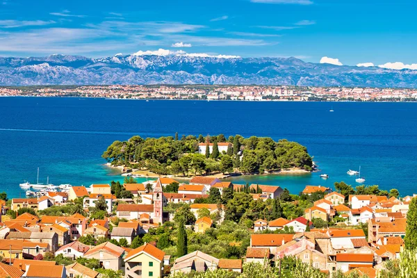 Ugljan Adası su panoramik manzaralı — Stok fotoğraf