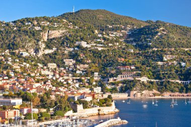 Villefranche sur Mer ve Fransız Riviera kıyı şeridi manzarası, Franc Alpes-Maritimes bölgesi