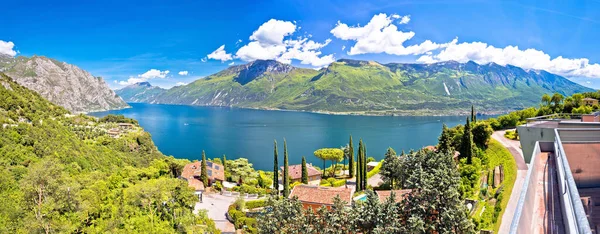 Lago Garda Sjö Panoramautsikt Limone Sul Garda Lombardiet Regionen Italien — Stockfoto