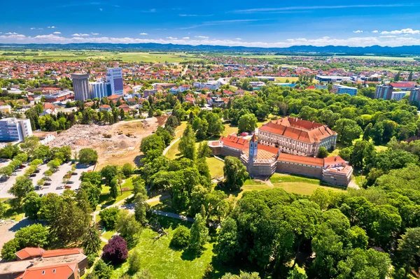 Cakovec Centro Storico Zrinski Verde Parco Vista Aerea Medjimurje Regione — Foto Stock