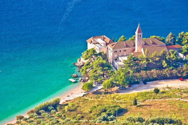 Spiaggia Turchese Bol Sull Isola Brach Vista Aerea Della Chiesa — Foto Stock