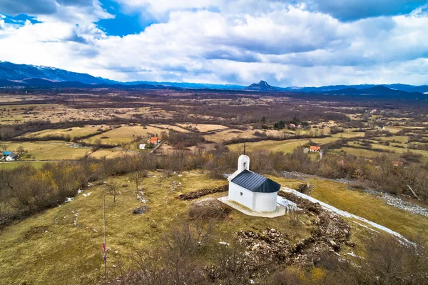 Region Lika Kostel Kopci Lovinac Velebit Hory Krajině Lika Letecký — Stock fotografie