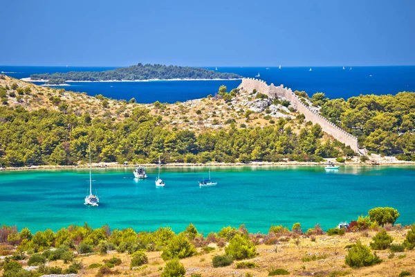Ostrica Wall Ruins Grebastica Bay View Dalmatia Archipelago Croatia — Stockfoto