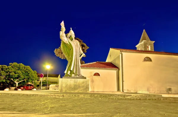 Estátua Grgur Ninski na cidade de Nin — Fotografia de Stock