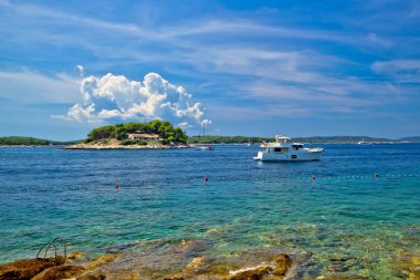 Hvar Yatçılık hedef Paklenski Adaları