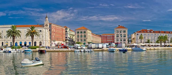 Split waterfront Peristil panoramic view — Stock Photo, Image