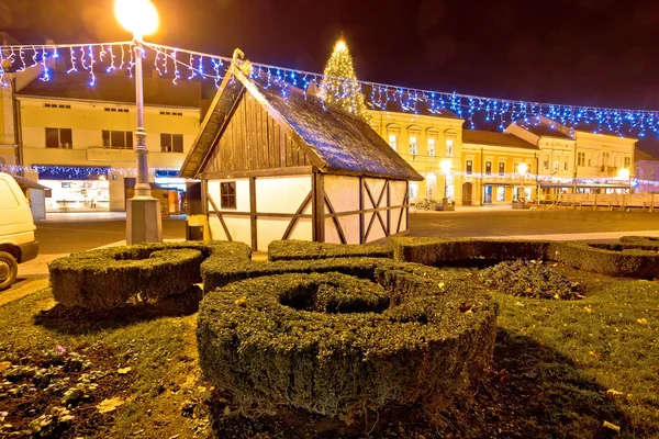 Altes ferienhaus in koprivnica weihnachten blick — Stockfoto