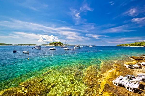 Hvar island sommaren strandutsikt — Stockfoto