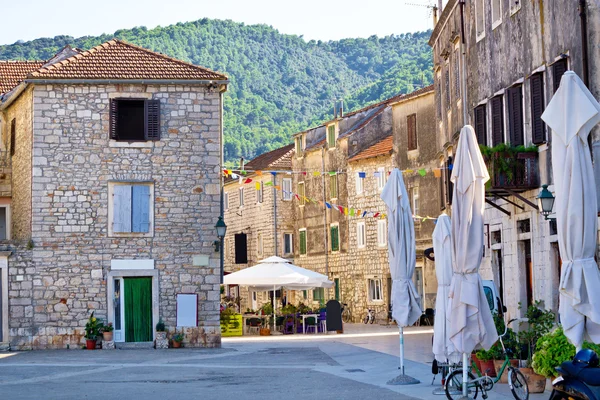 Kamenné ulice Stari Grad na ostrově Hvar — Stock fotografie