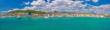 Split mavi su panoramik manzaralı