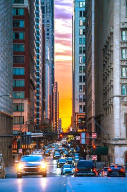 Chicago, ABD. Chicago Street Rush Sunset View, Illinois, ABD